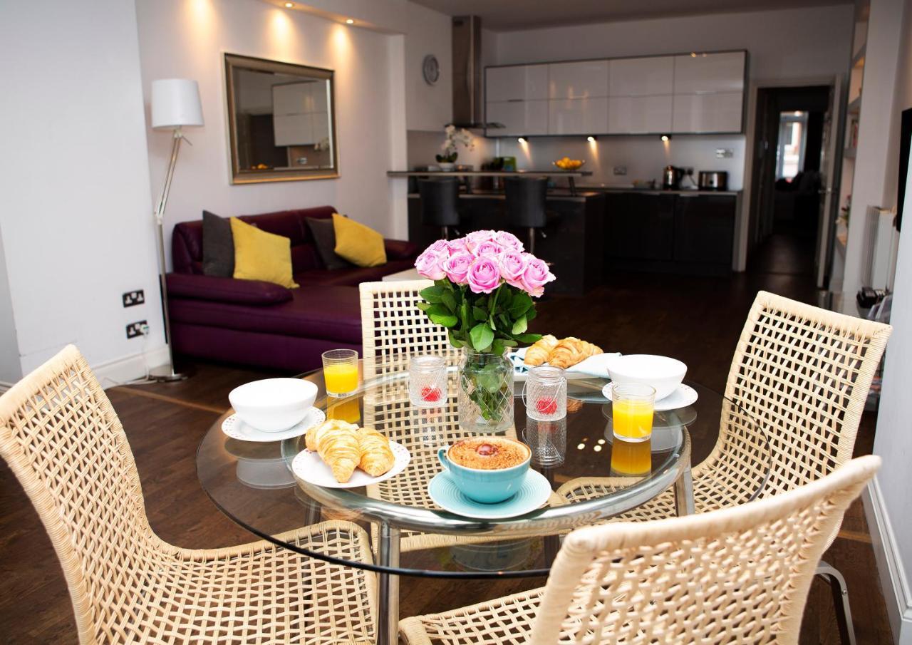 Apt 1, Trafalgar Square 1St Floor By Indigo Flats Londres Extérieur photo