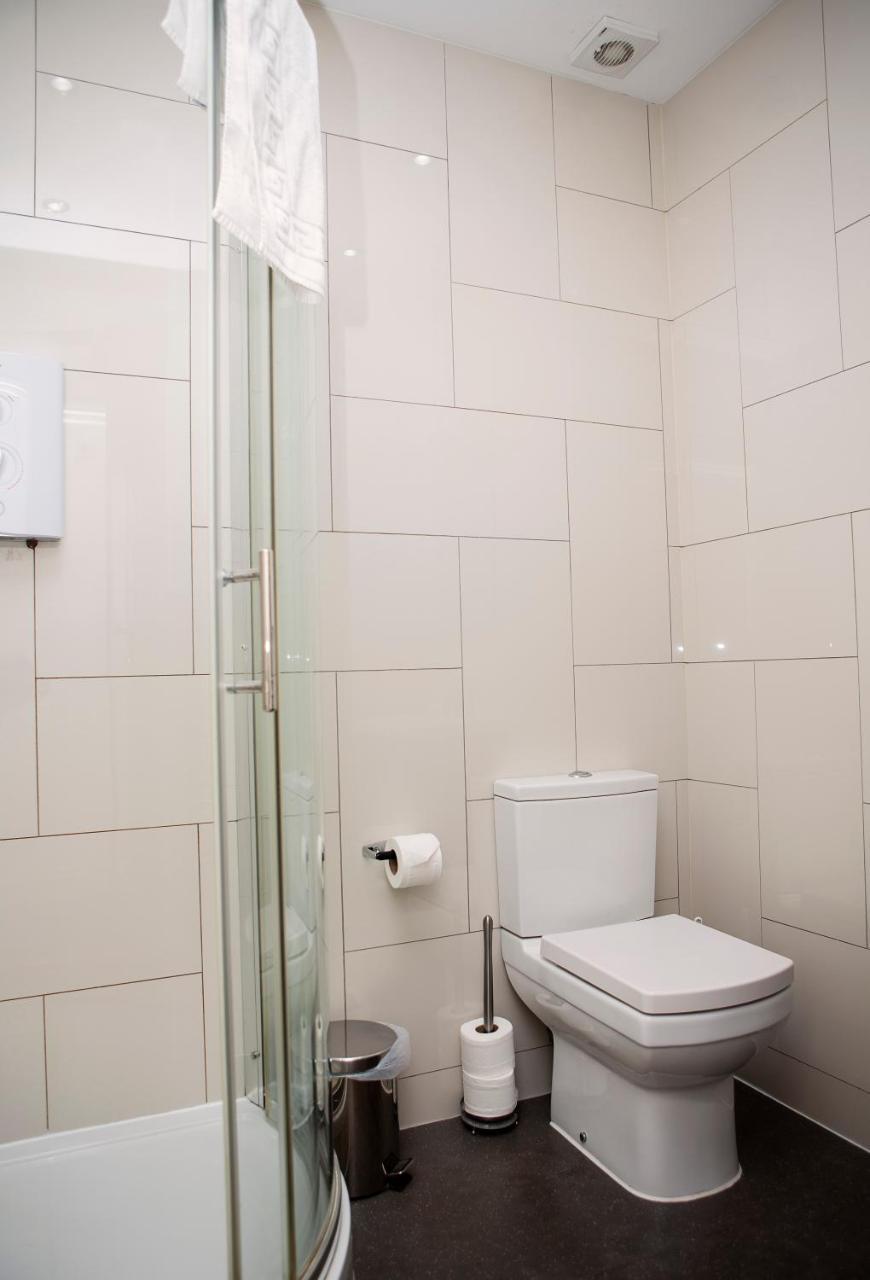 Apt 1, Trafalgar Square 1St Floor By Indigo Flats Londres Extérieur photo