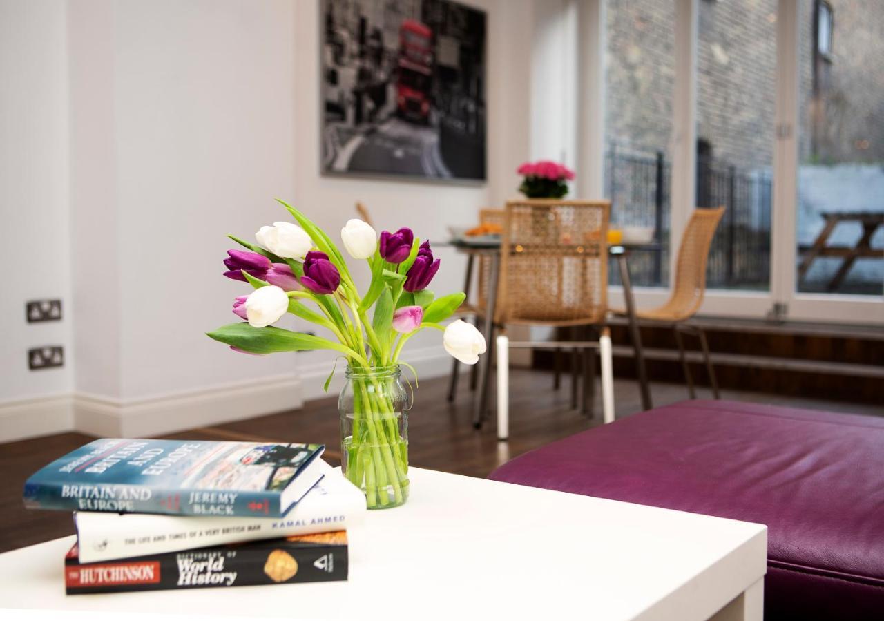 Apt 1, Trafalgar Square 1St Floor By Indigo Flats Londres Extérieur photo